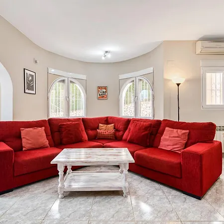 Vila Leuki